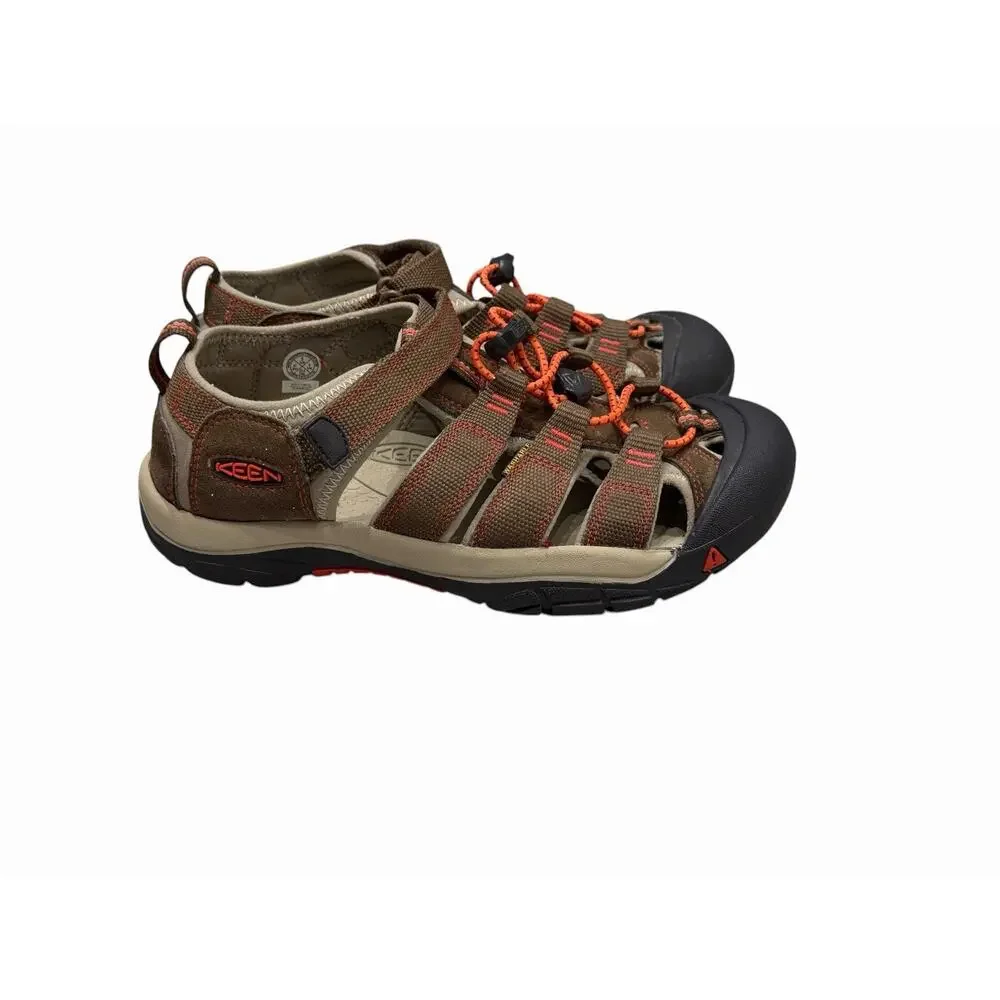 Keen Newport H2 Brown Closed Toe Hiking Water Sandals Shoes 1018259 Kids size 5